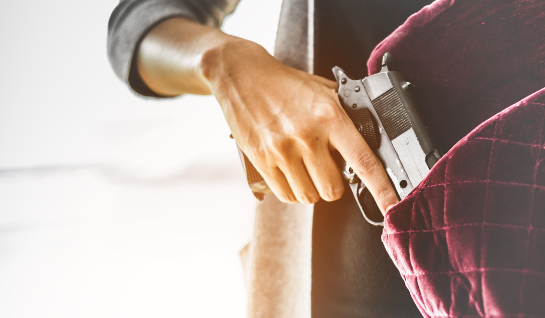Women’s EDC and the Magnetic Magazine Holder