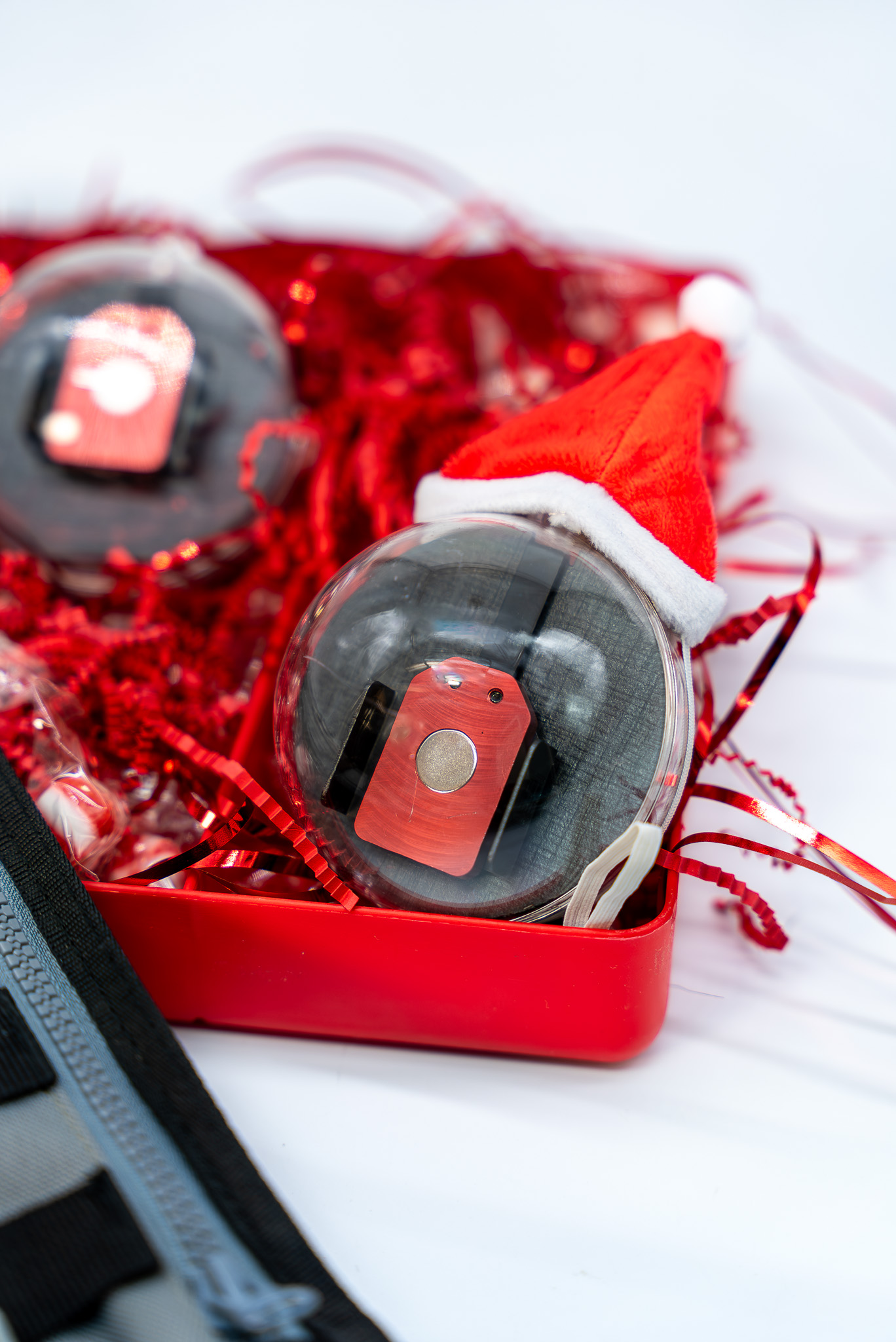 Aluminum Christmas Edition - Image 2