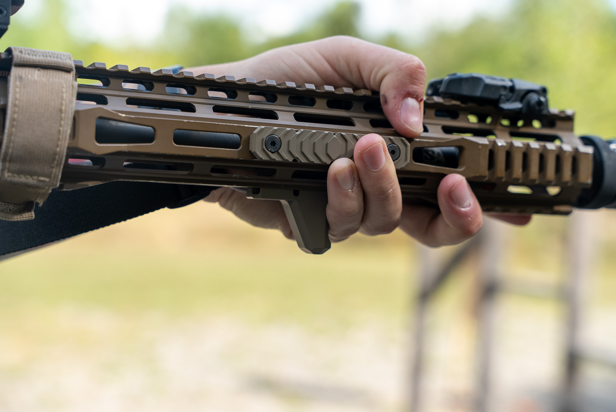 R.I.G.S. M-LOK Handstop - Image 22